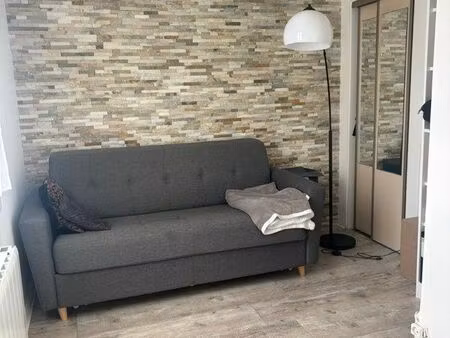 loue studio meublé