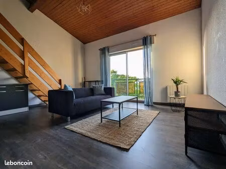 duplex de 38 m2 + balcon + parking face au chu de bordeaux