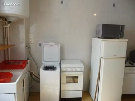 studio meuble ensoleillé de 25m centre privas
