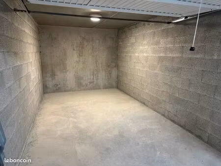 location box ferme - electrifie - epagny