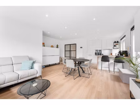 appartement te koop in sint-niklaas met 2 slaapkamers
