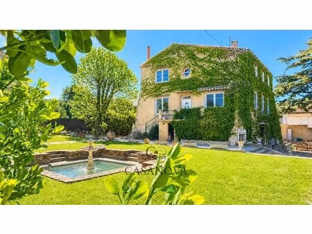 maison de maître 260 m² avec piscine chauffée et jardin béziers centre bien d'exception