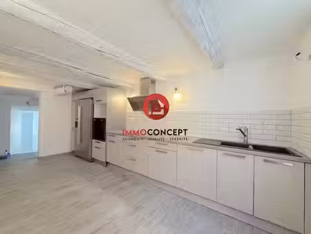 vente maison 7 pièces 197 m² à saint-geniès-de-comolas (30150)  230 000 €