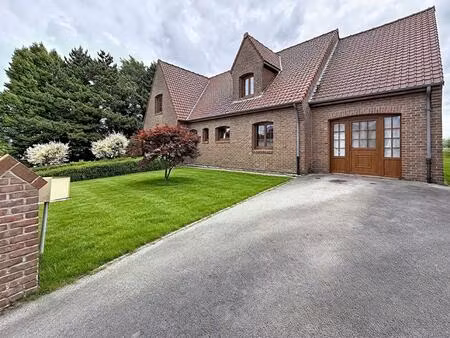 maison eecke 7 pièce(s) 186 m2