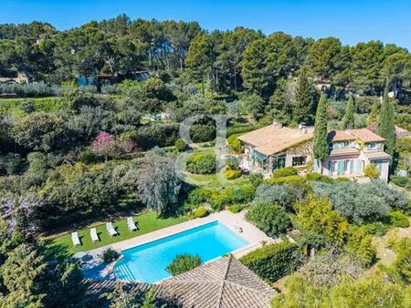maison de luxe de 7 pièces en vente à l'isle-sur-la-sorgue  france