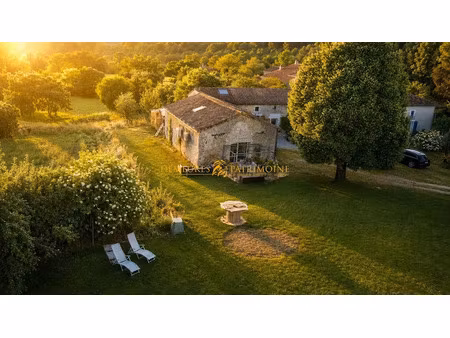 vente maison 10 pièces 193.26 m² à jauldes (16560)  260 000 €