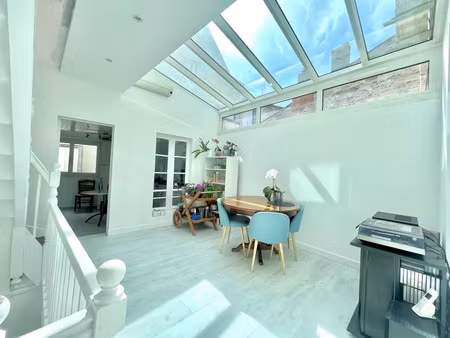 vente immeuble 165 m² saintes (17100)