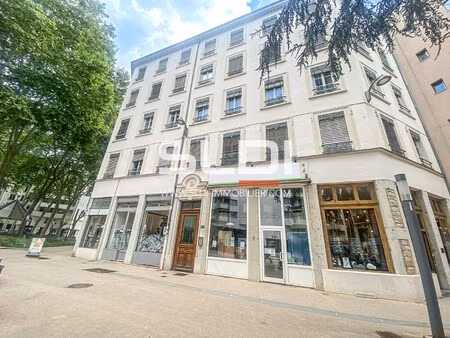 location local commercial 78m² lyon 3ème