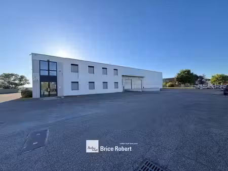 vente entrepôt 2597m²