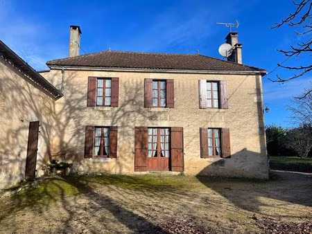 authentique maison de campagne et ses dépendances