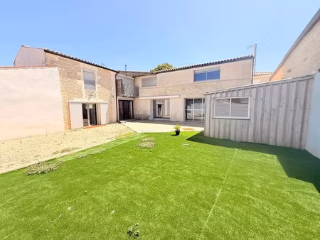 vente maison 4 pièces 194 m² à saint-mard (17700)  321 000 €