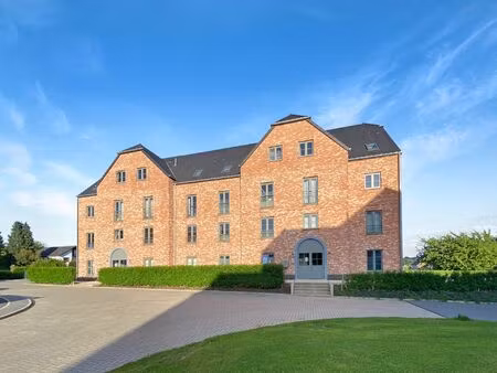 appartement à louer avec terrasse et 2 chambres   jodoigne (vbe31918)