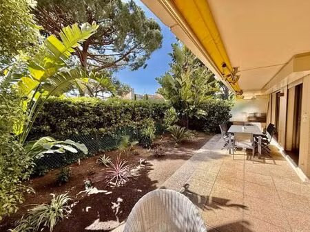 appartement de 2 chambres de luxe en location à juan-les-pins  france