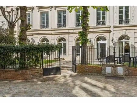 location bureaux 133 m²
