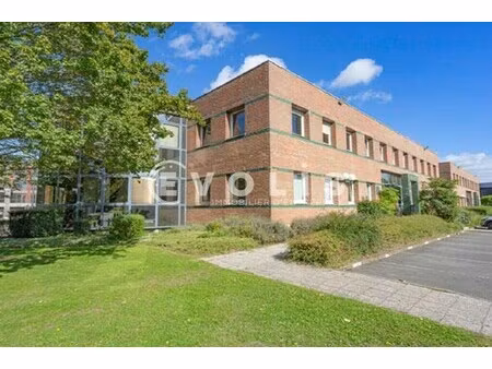 location bureaux 122 m²