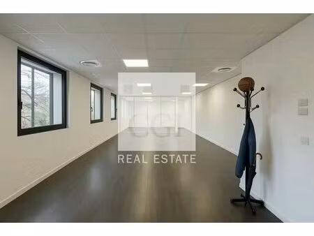 location bureaux 114 m²