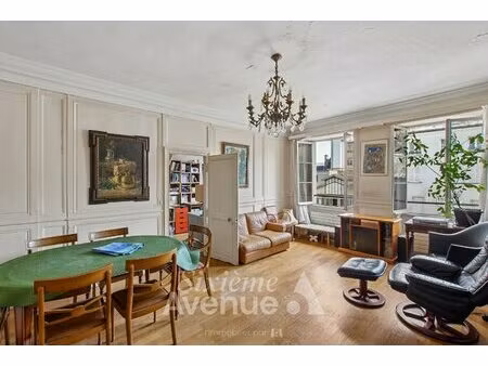 paris ive - rue saint-antoine - appartement familial - ascenseur - cave