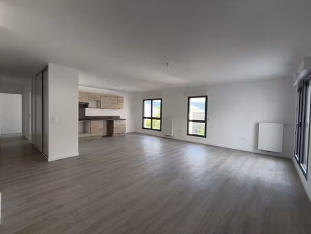 location appartement 5 pièces 113m² clermont ferrand 63000