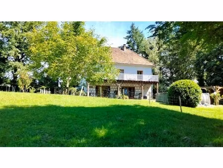 maison de campagne  5 chambres  vue panoramique  gîte  dépendances  ruisseau