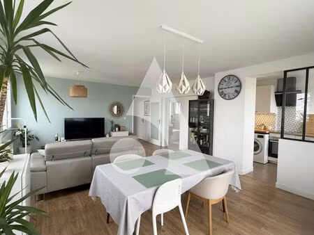 appartement 3 pièces 64 m² avec balcon