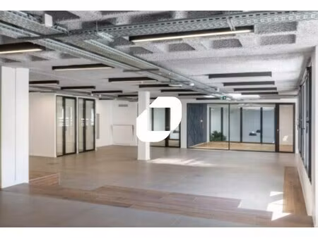 vente bureaux 2 692 m²