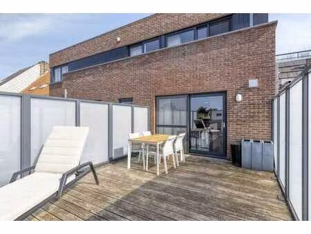 confortable appartement d'une chambre prêt à emménager avec