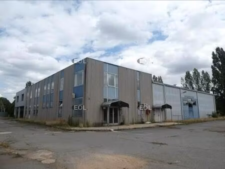 location entrepôt les mureaux 78130 2000m²