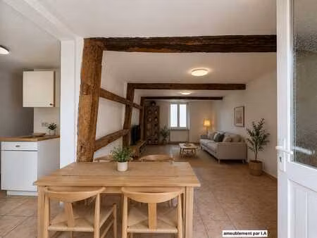 maison 2 ch. + petite cour+grenier+parking à louer