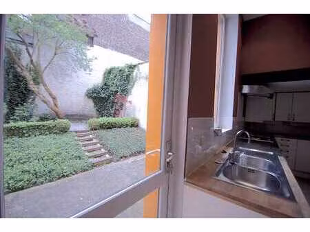 appartement duplex 2 ch.+ bureau + buanderie avec jardin