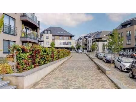 magnifique penthouse dans le petit baulers !!