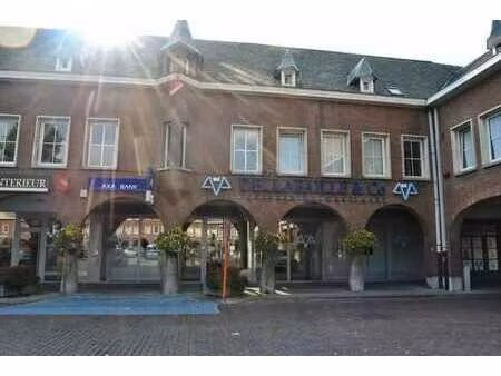 visibilité maximale sur la place du marché à schoten