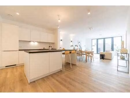 coeur de ville - appartement 3 chambres neuf!