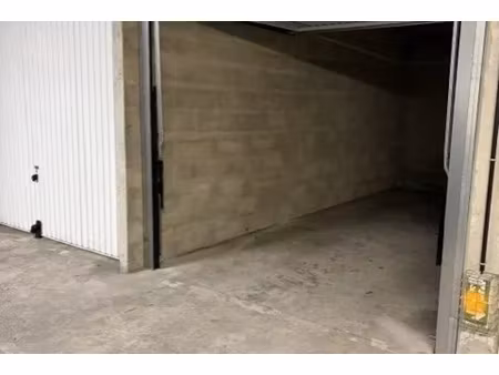 annonce parking/garage à louer