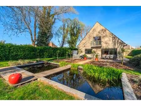belle villa de 5 chambres à vendre à nieuport.