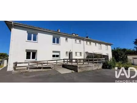 vente maison à saint-jean-d'angély (17400) : à vendre / 204m² saint-jean-d'angély