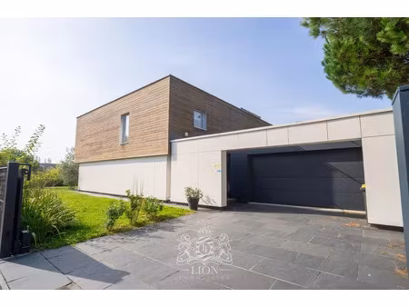 vente maison 6 pièces 400 m² à mérignies (59710)  1 385 000 €