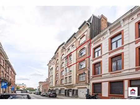 appartement de caractère prêt à emménager à jette
