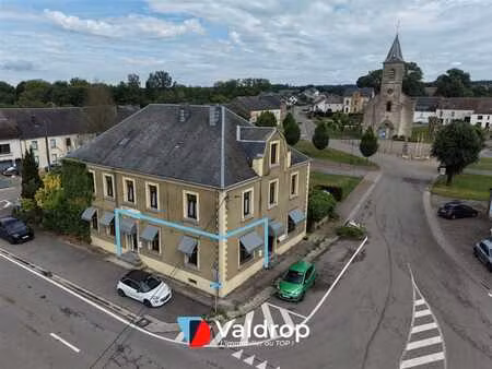 studio lumineux de 49 m2 à louer - les bulles (chiny)