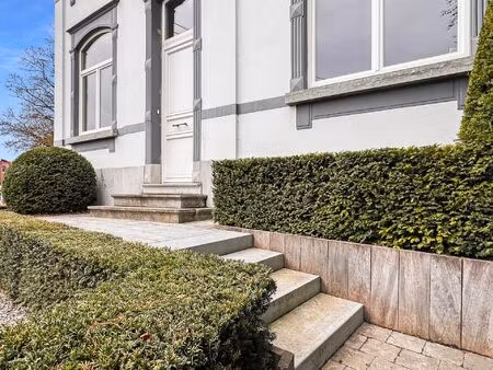 maison à vendre avec terrasse et jardin   court-saint-étienne (vbe31871)