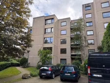appartement 1 chambre lumineux (flat) à woluwe-saint-lambert
