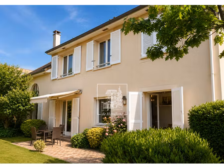 location maison 8 pièces 188 m² à croissy-sur-seine (78290)  4 800 €