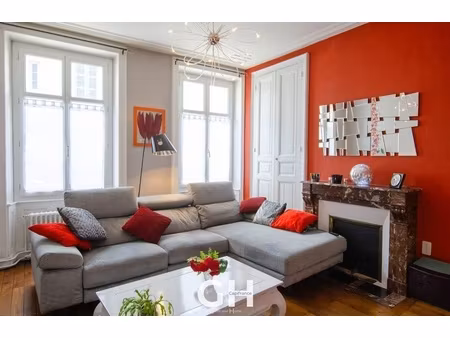 maison de ville 6 pièces à vendre à chateauroux (36)