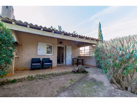 palombaggia villa n3 avec terrasse et jardin au sein d'une