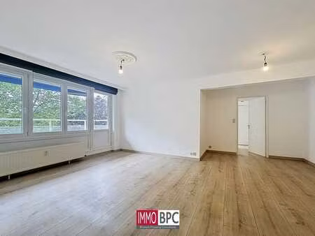 apartement cosy et prêt à emménager avec 2 ch.  terrasse et