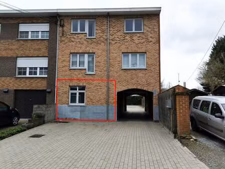 appartement une chambre proche du centre d'hannut