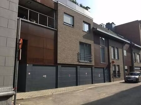 appartement à louer à sint-truiden € 760 (jcor9) - | zimmo