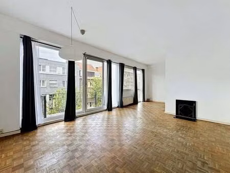 appartement à louer à ixelles € 850 (lp06e) - we invest bruxelles-est | zimmo