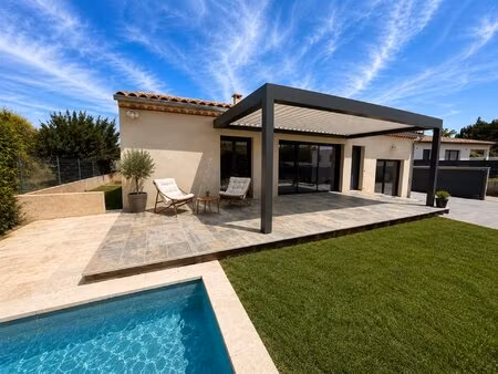 villa contemporaine — plein pied — piscine — dpe a