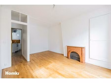 appartement t3 de 50 m2 à paris 75005  boulevard de l'hôpital