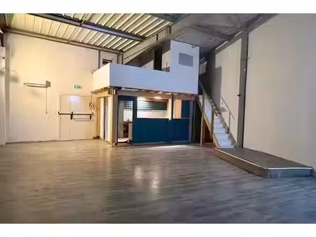 vente locaux professionnels 0 pièces 111.54 m² à bourg-les-valence (26500)  65 000 €